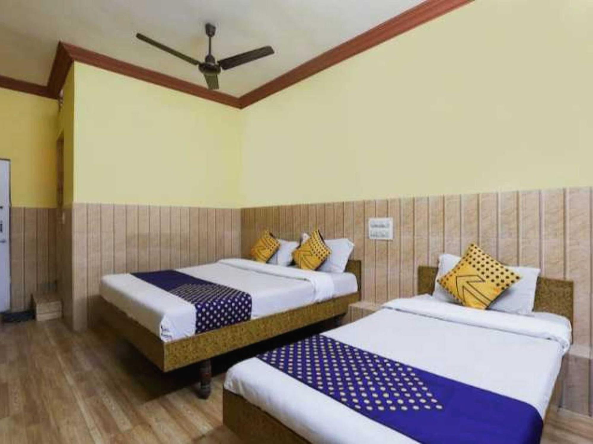 Oyo Hotel Apsara Guest House Ahmedabad Eksteriør bilde