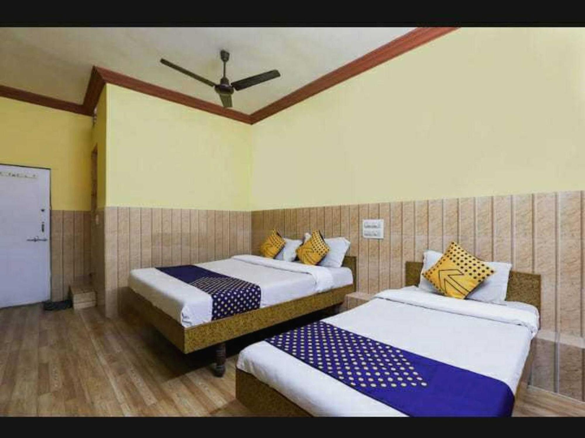 Oyo Hotel Apsara Guest House Ahmedabad Eksteriør bilde